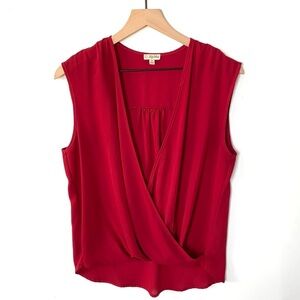 Lilly White Burgundy sleeveless hi-low top, Sz M